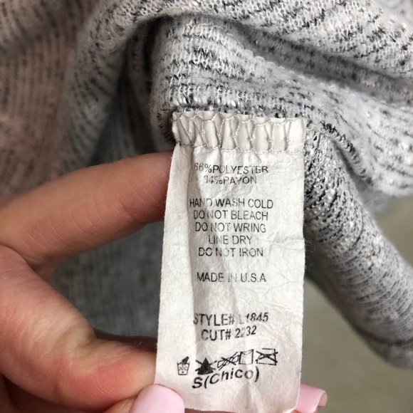 Yellow Chair Crop Box Sweater Balloon Sleeve Small Gray Crew Neck - Picture 8 of 8